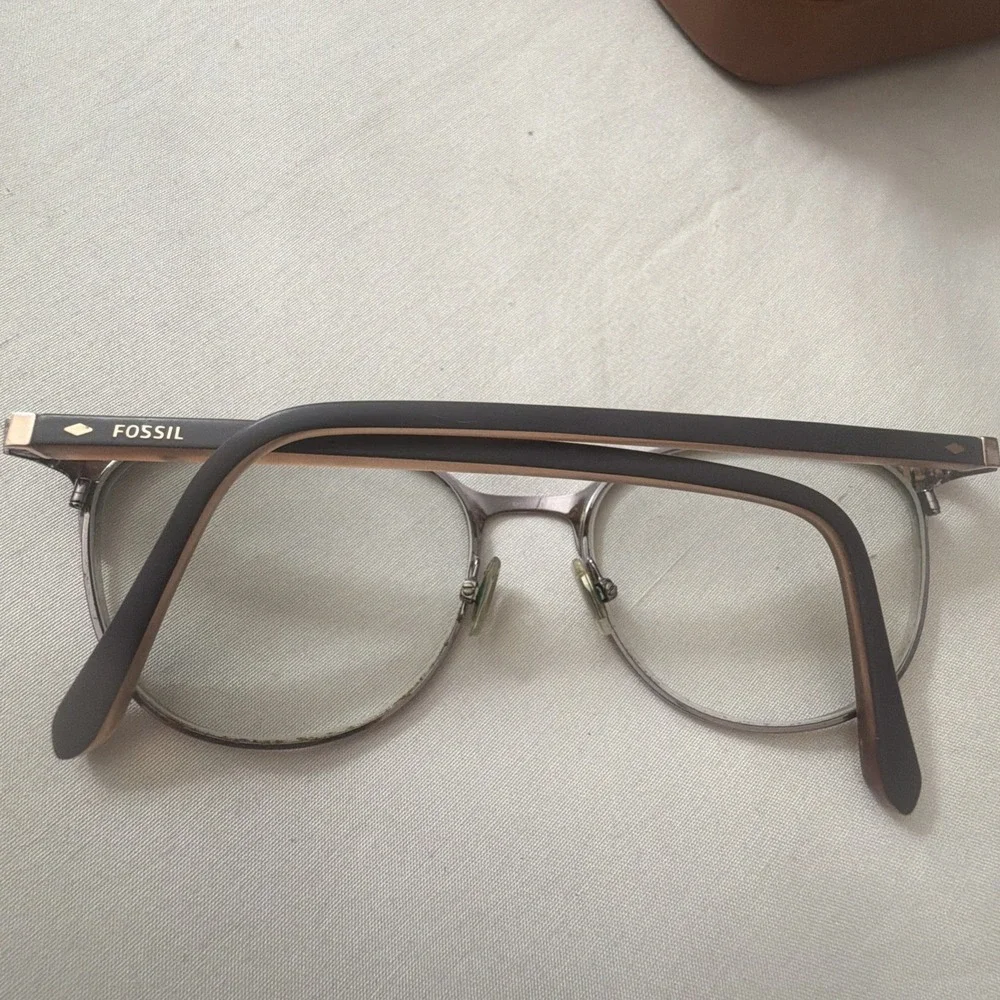 Fossil fos 7041